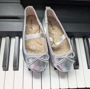 cat & Jack/baby girls silver dress shoes size 7